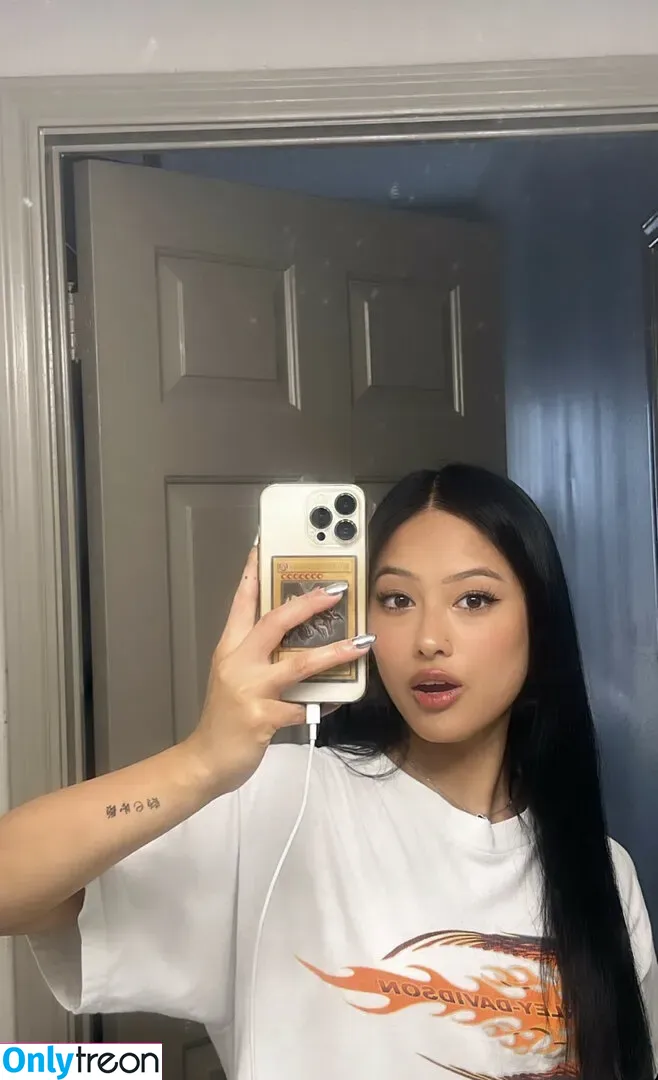 Gabby.hua nude photo #0065 (Gabby Hua)