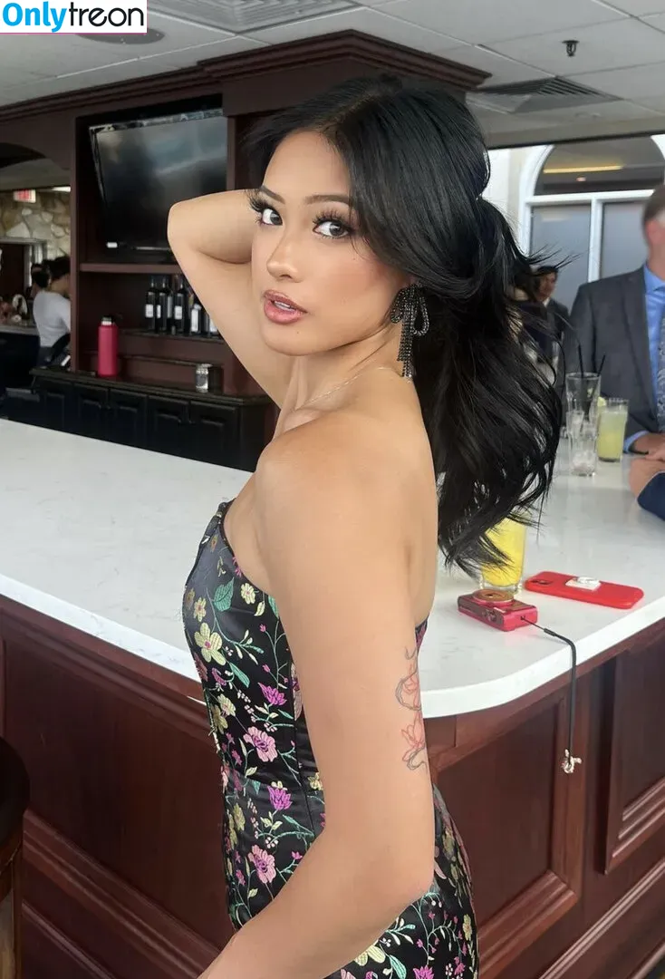Gabby.hua nude photo #0075 (Gabby Hua)
