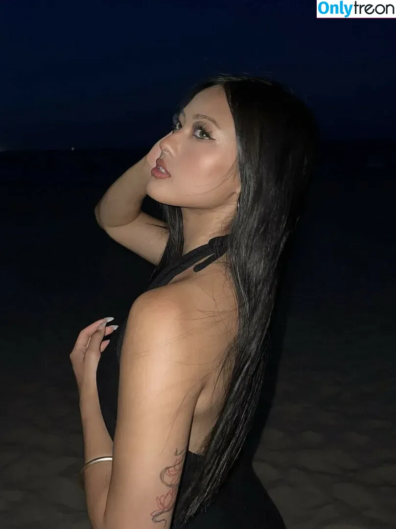 Gabby.hua nude photo #0109 (Gabby Hua)