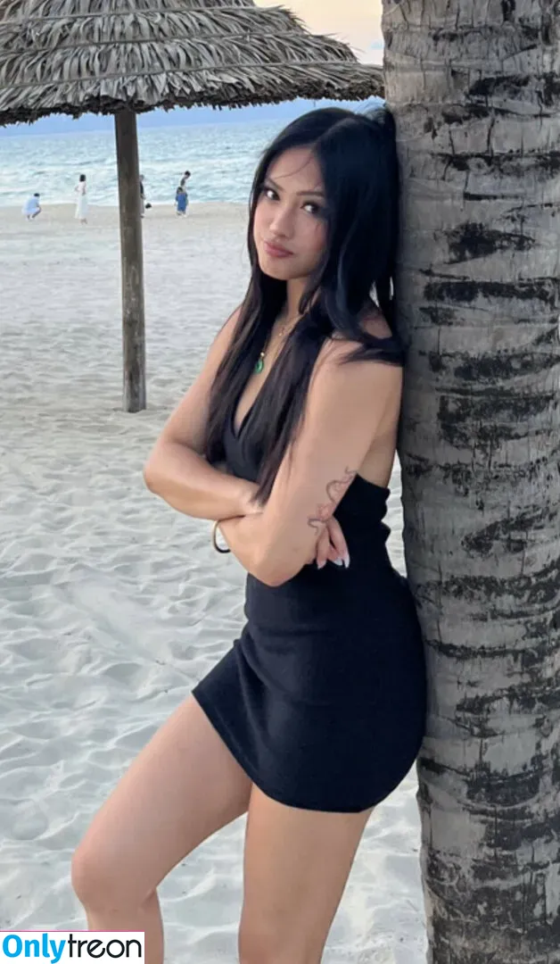 Gabby.hua nude photo #0110 (Gabby Hua)