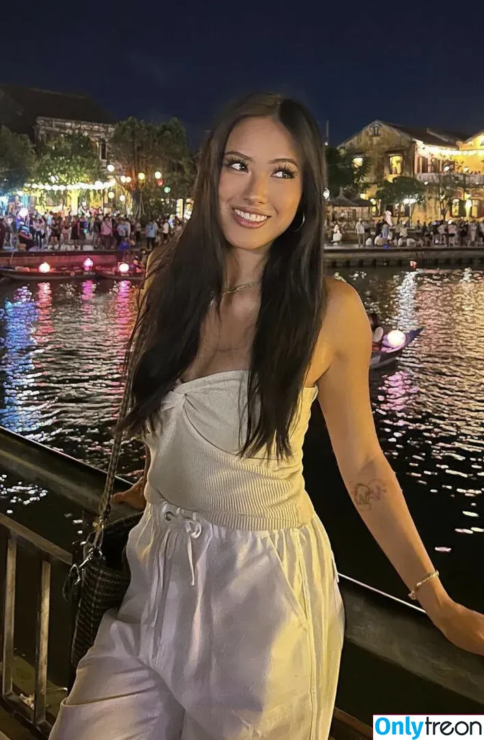 Gabby.hua nude photo #0112 (Gabby Hua)