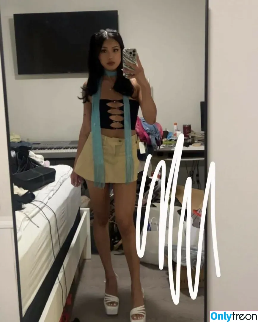Gabby.hua nude photo #0130 (Gabby Hua)