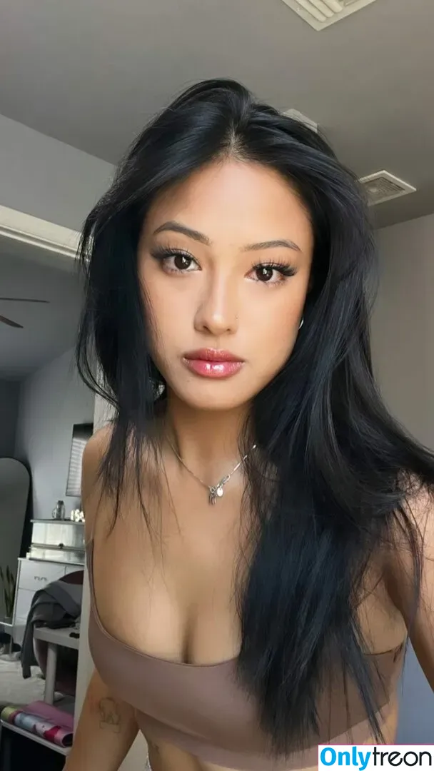 Gabby.hua nude photo #0194 (Gabby Hua)
