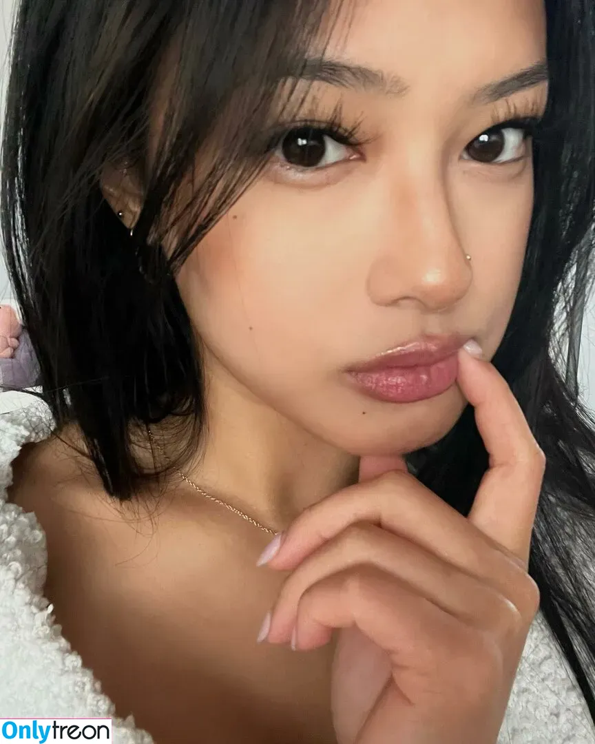 Gabby.hua nude photo #0271 (Gabby Hua)