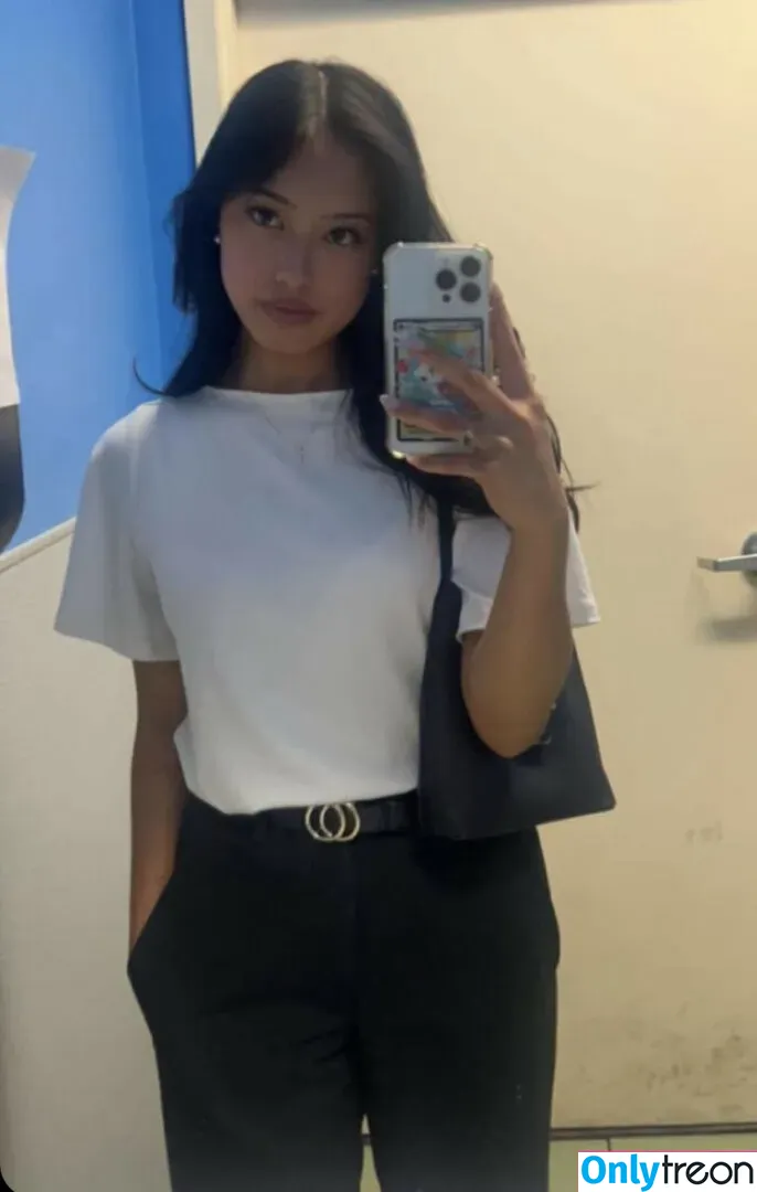 Gabby.hua nude photo #0286 (Gabby Hua)