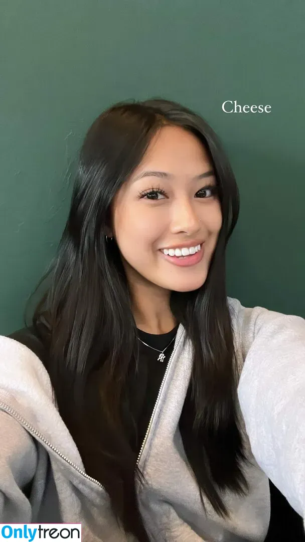 Gabby.hua nude photo #0294 (Gabby Hua)