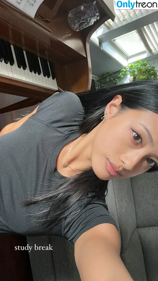 Gabby.hua nude photo #0320 (Gabby Hua)