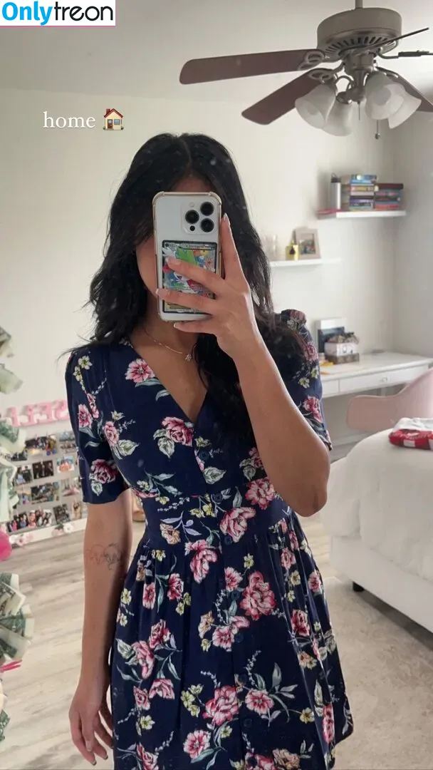 Gabby.hua nude photo #0339 (Gabby Hua)