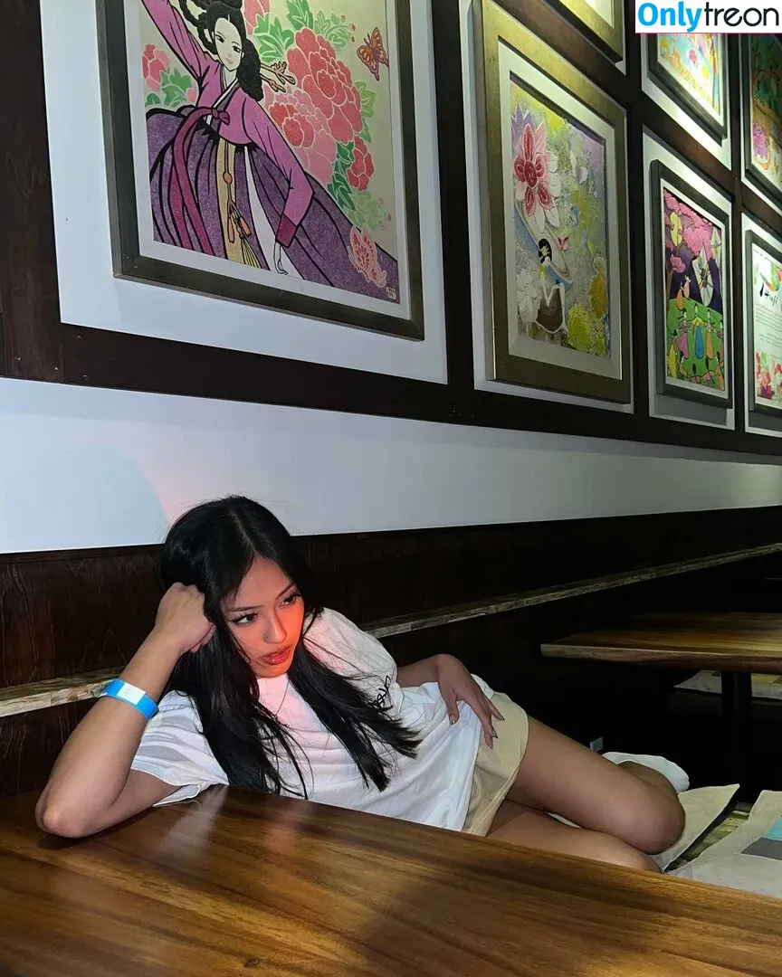 Gabby.hua nude photo #0352 (Gabby Hua)