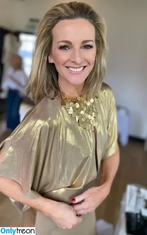 Gabby Logan / gabbylogan nude photo #0041