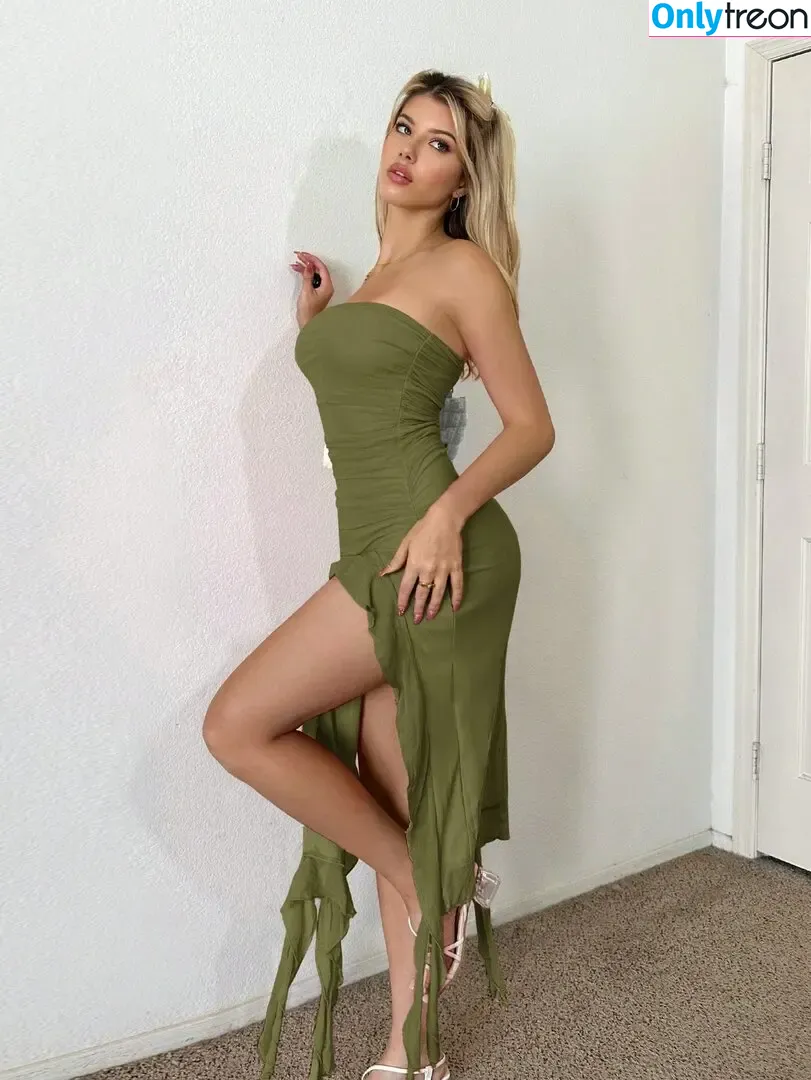 Gabi Champ nude photo #1895 (Gabi Ciamp / gabiciamp)