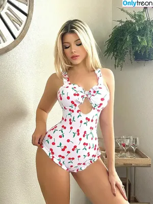 Gabi Champ / Gabi Ciamp / gabiciamp nude photo #2707