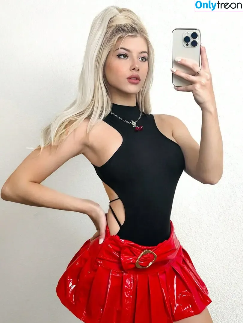 Gabi Champ nude photo #2979 (Gabi Ciamp / gabiciamp)