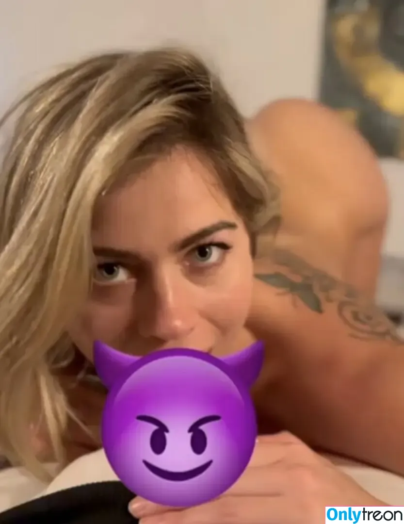 Gabi Machedo nude photo #0002 (gabifcmacedo / spicegabi)