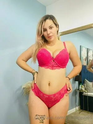 gabilopezz69 / gabilopezz nude photo #0020