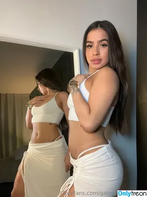  nude photo #0002