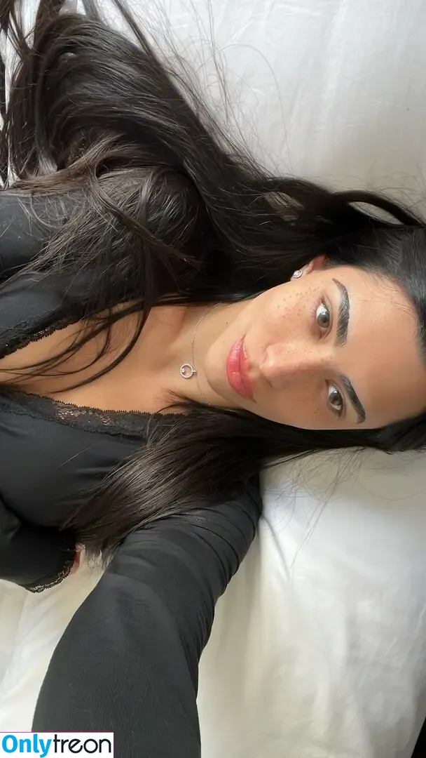 Gabrielle Maya nude photo #0009 (Gabriellefmaya)