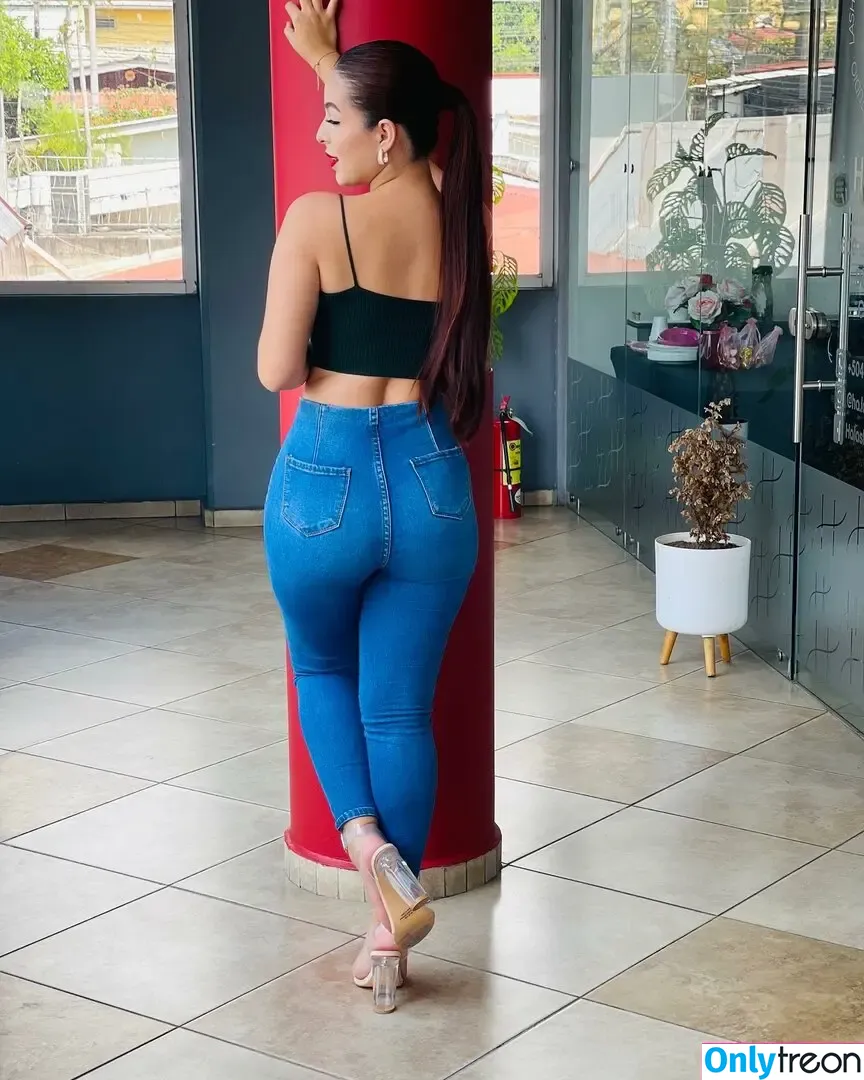 Gaby Henriquez nude photo #0033 (Gaby18Sexy / soygabyhenriquez)