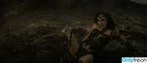 gal_gadot / inked_hriss nude photo #0078