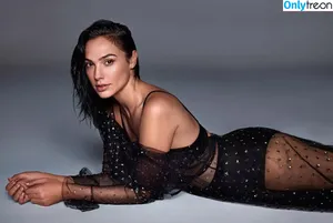 gal_gadot / inked_hriss nude photo #0121