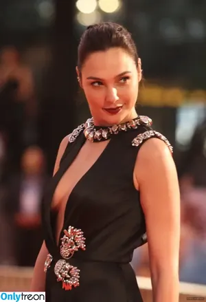 gal_gadot / GalGadotUSA1 / inked_hriss nude photo #0199