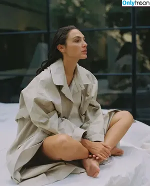 gal_gadot / GalGadotUSA1 / inked_hriss nude photo #0204