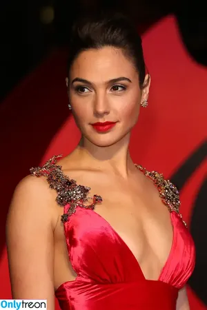 gal_gadot / GalGadotUSA1 / inked_hriss nude photo #0213