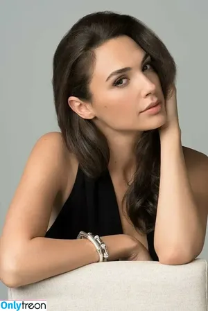 gal_gadot / inked_hriss nude photo #0304