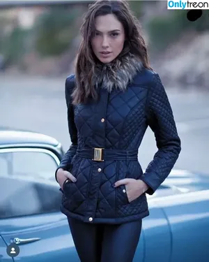 gal_gadot / inked_hriss nude photo #0474