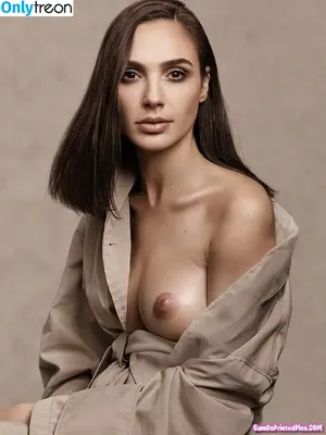 gal_gadot / inked_hriss nude photo #0800
