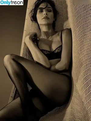 gal_gadot / inked_hriss nude photo #0909