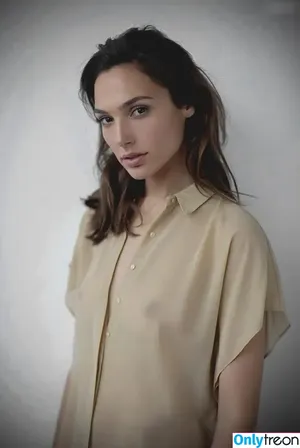 gal_gadot / inked_hriss nude photo #0915