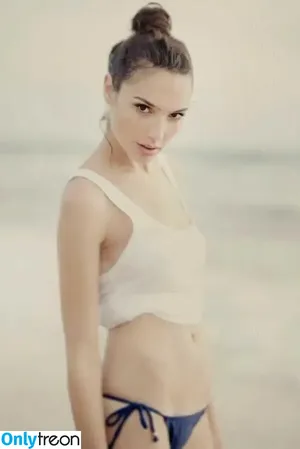 gal_gadot / inked_hriss nude photo #0941