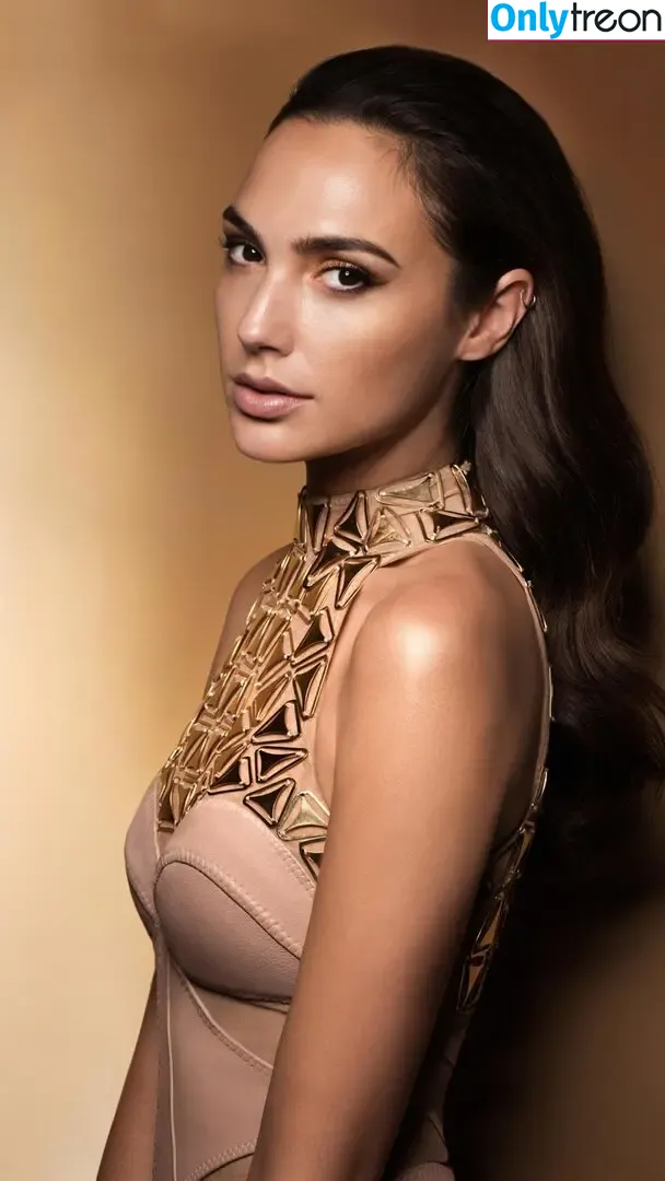 gal_gadot nude photo #0395 (GalGadotUSA1 / inked_hriss)