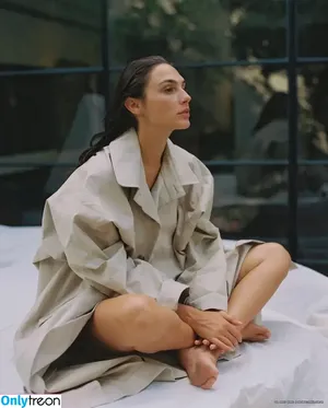 gal_gadot / inked_hriss nude photo #1160