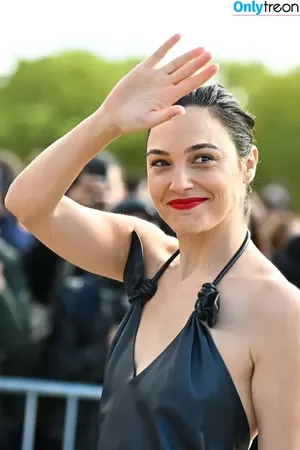 gal_gadot / inked_hriss nude photo #1199