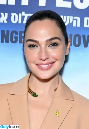 gal_gadot / inked_hriss nude photo #1277