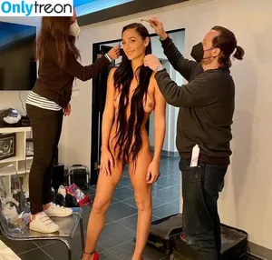 gal_gadot / inked_hriss nude photo #1443
