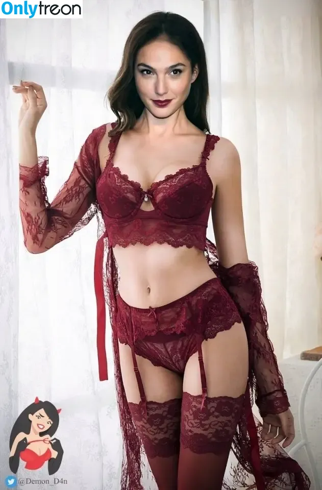 gal_gadot nude photo #1958 (GalGadotUSA1 / inked_hriss)