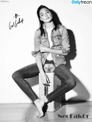 gal_gadot / GalGadotUSA1 / inked_hriss nude photo #2402