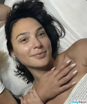 gal_gadot / GalGadotUSA1 / inked_hriss nude photo #3158