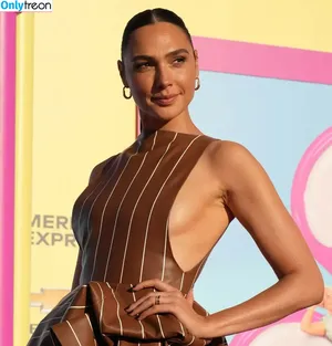 gal_gadot / GalGadotUSA1 / inked_hriss nude photo #3164