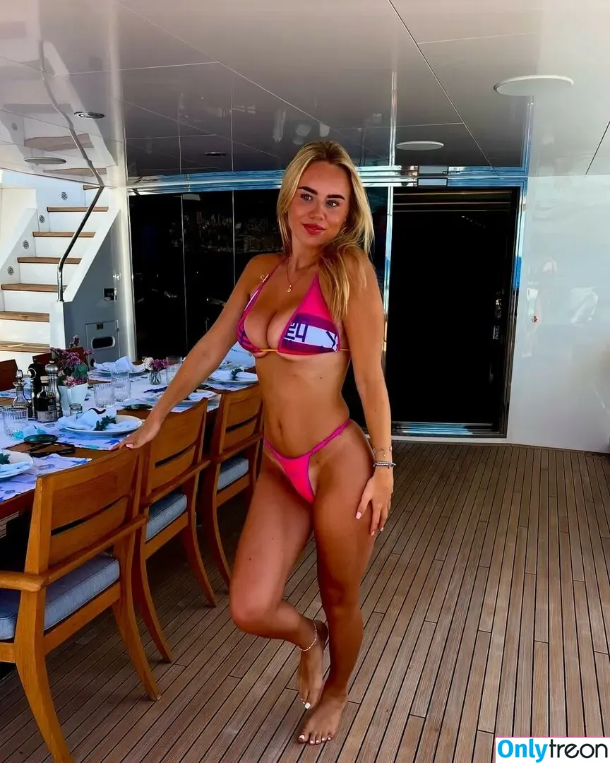 Gazygabz3 nude photo #0142 (Gabi.daviesx)