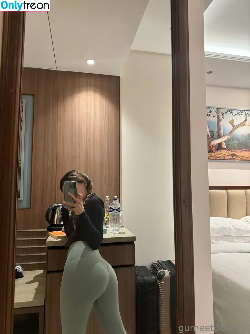 gdosanjh nude photo #0001 (g.dosanjh_2)
