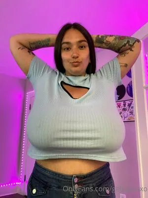 gelluhxoxo / gelluhsarah / gelluhxo nude photo #0062