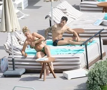 Gemma Atkinson / MissGAtkinson / glouiseatkinson nude photo #0090