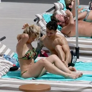 Gemma Atkinson / MissGAtkinson / glouiseatkinson nude photo #0092
