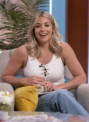 Gemma Atkinson / MissGAtkinson / glouiseatkinson nude photo #0139