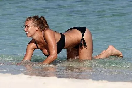 Gemma Atkinson / MissGAtkinson / glouiseatkinson nude photo #0194