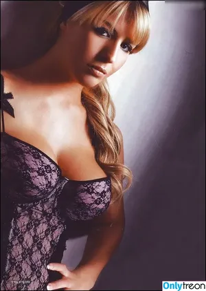 Gemma Atkinson / MissGAtkinson / glouiseatkinson nude photo #0491